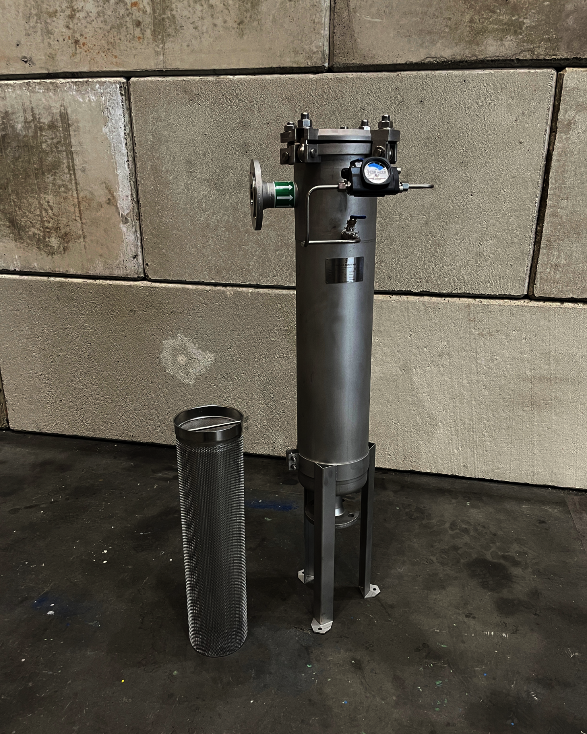 Bag Filter EFB-S for solid liquid separation in action